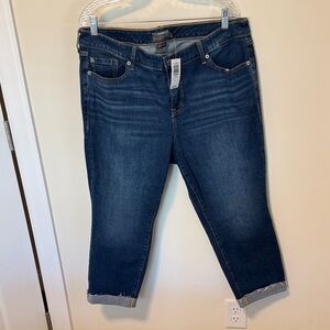 Torrid Women’s Crop Boyfriend Vintage Stretch Blue Ankle Jeans / Size 16 / NWT
